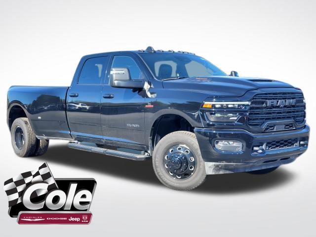 2025 RAM Ram 3500 Pickup Laramie's photo