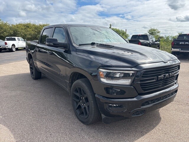 2023 Ram 1500 Laramie photo 3