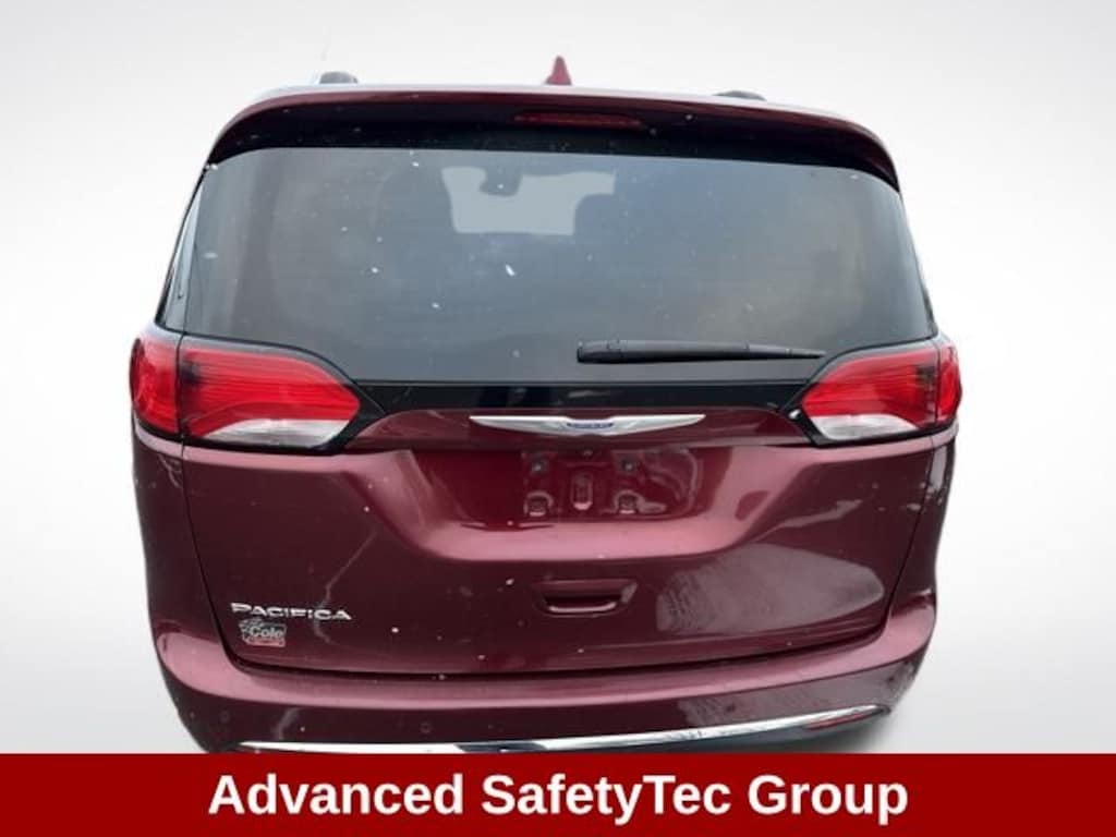 Used 2020 Chrysler Pacifica Touring L Plus Minivan/Van