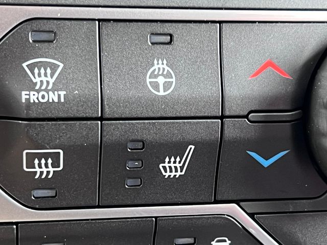 2025 Jeep Wrangler 4-Door Sahara - Photo 28