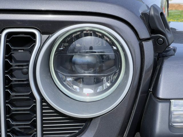 2025 Jeep Wrangler 4-Door Sahara - Photo 39