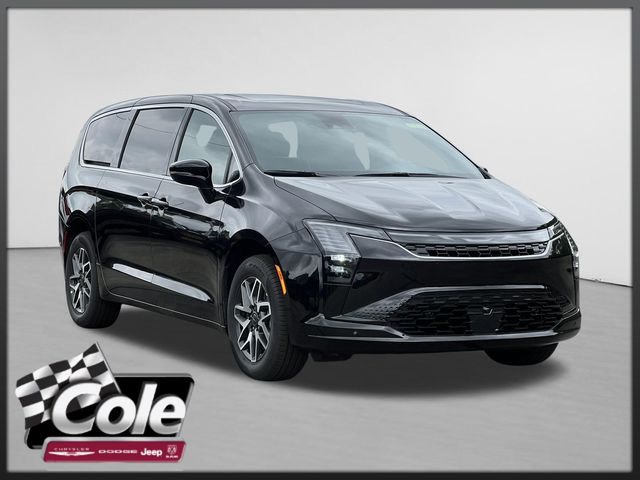 2027 Chrysler Pacifica Passenger Van 