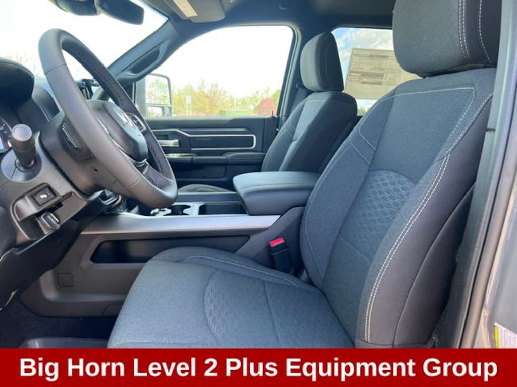 New 2026 Ram 3500 BIG HORN CREW CAB 4X4 8' BOX Pickup