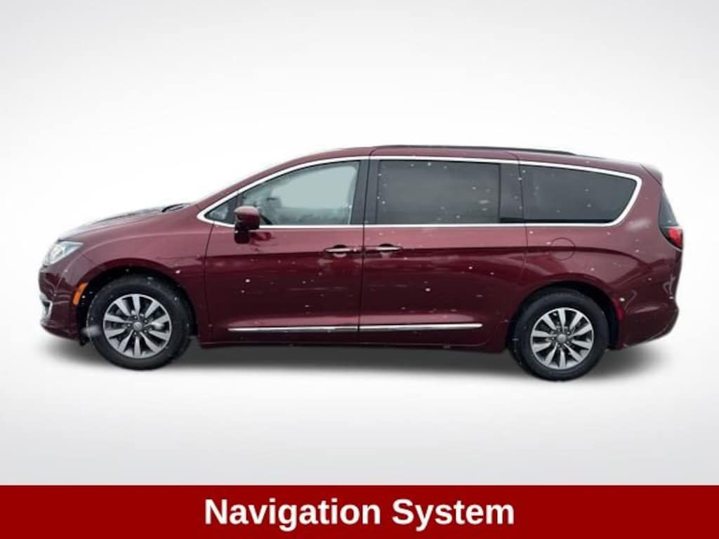 Used 2020 Chrysler Pacifica Touring L Plus Minivan/Van