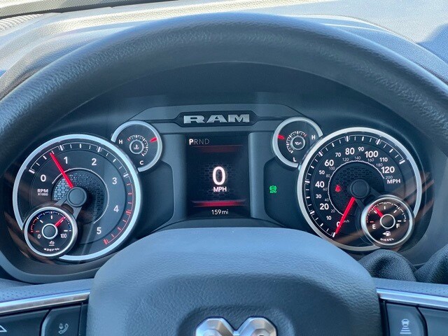 2025 Ram 3500 Tradesman photo 3
