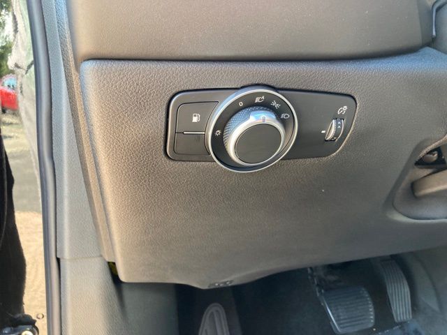 2025 Dodge Hornet R/T - Photo 13