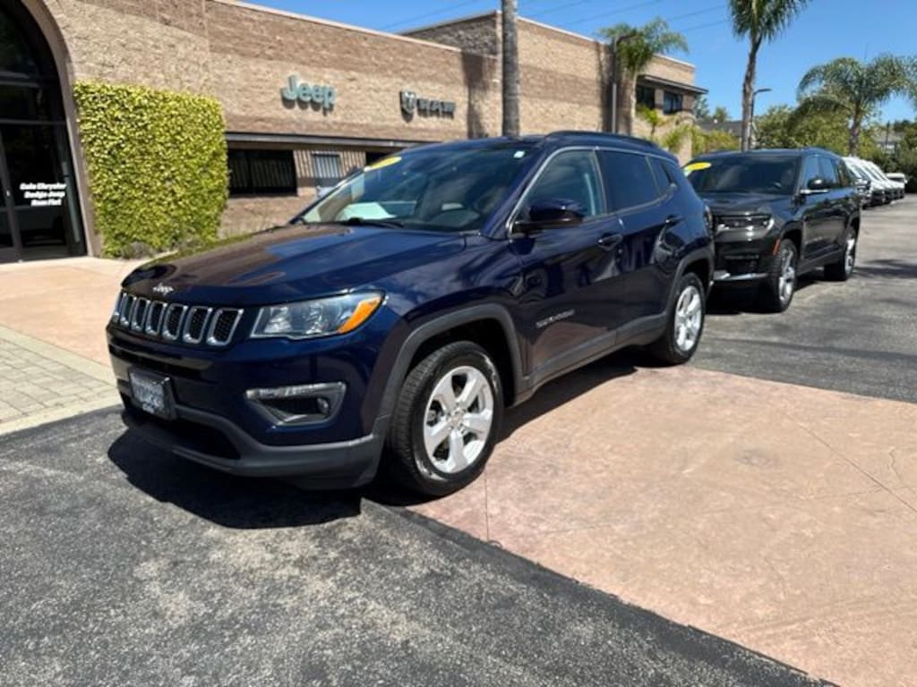 Used 2019 Jeep Compass Latitude FWD SUV