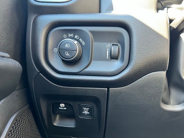2026 RAM 1500 Warlock - Photo 22