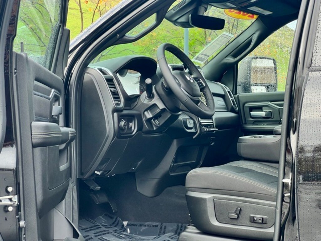 Used 2025 Ram 2500 Big Horn Truck Crew Cab