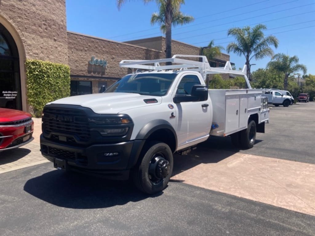New 2025 Ram 5500 Chassis Cab 5500 TRADESMAN CHASSIS REGULAR CAB 4X4 84' CA Pickup