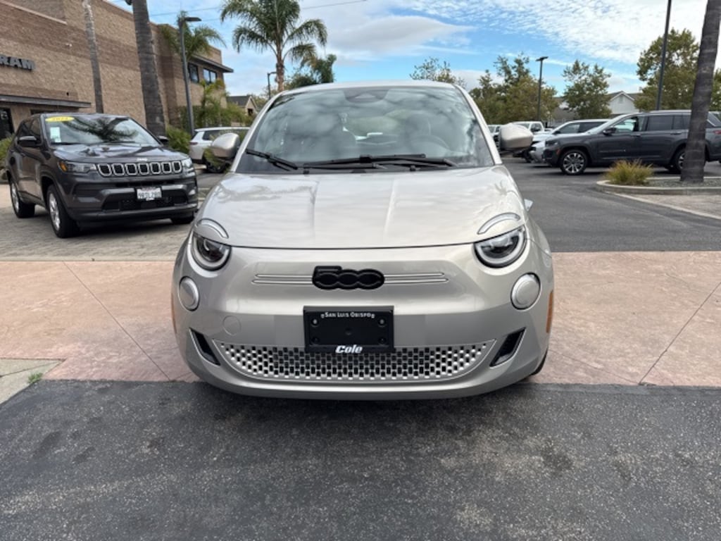 New 2025 FIAT 500e GIORGIO ARMANI Collector's Edition Hatchback