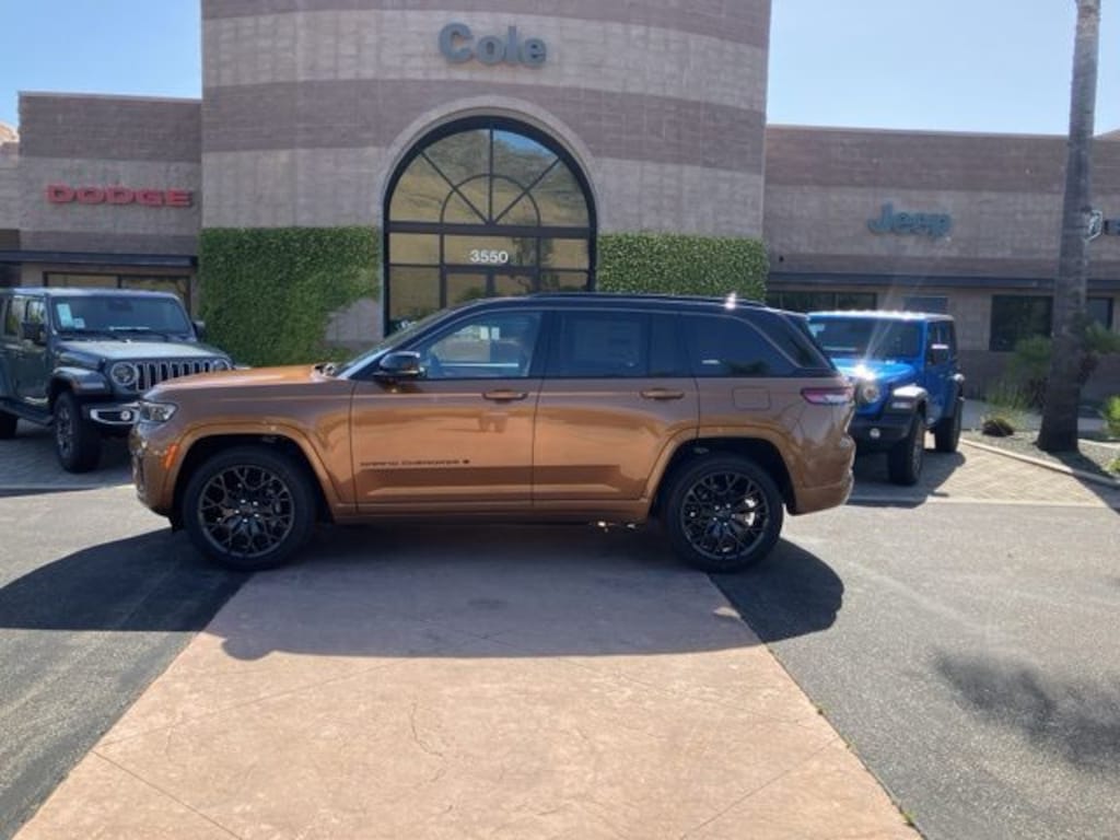 New 2026 Jeep Grand Cherokee SUMMIT 4X4 Sport Utility