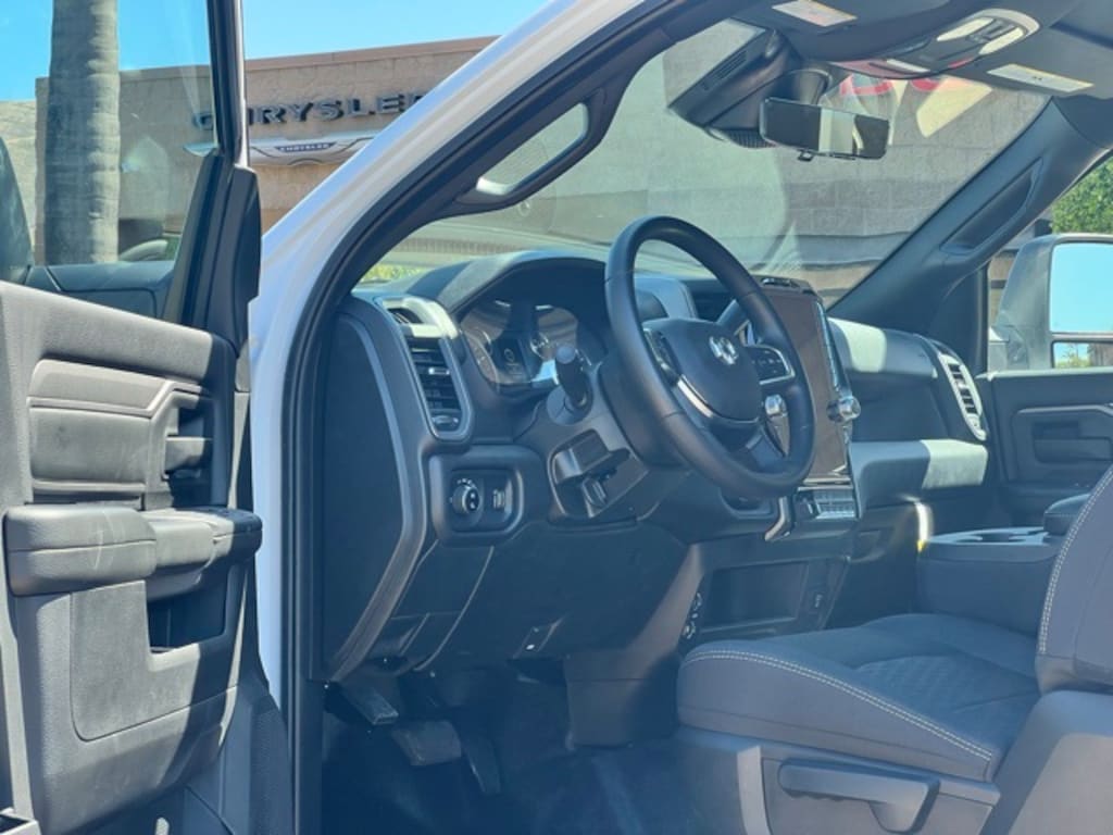 New 2025 Ram 3500 Chassis Cab 3500 TRADESMAN CHASSIS REGULAR CAB 4X4 60' CA Pickup