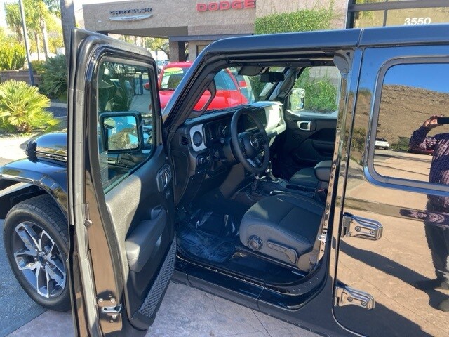 2024 Jeep Wrangler 4xe Sport photo 2