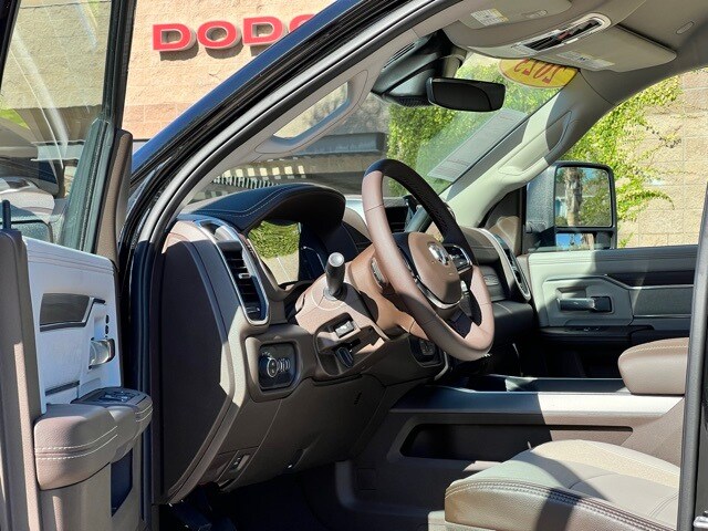 2025 Ram 2500 Laramie photo 2