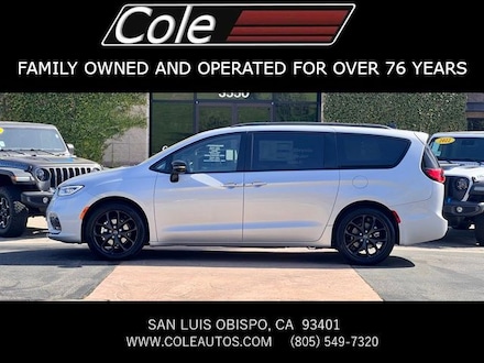 2026 Chrysler Pacifica LIMITED Passenger Van