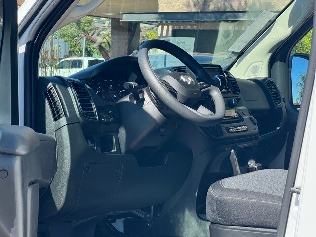 2025 Ram ProMaster 2500 photo 2