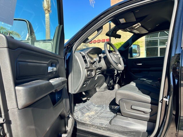 2026 Ram 1500 Warlock photo 2