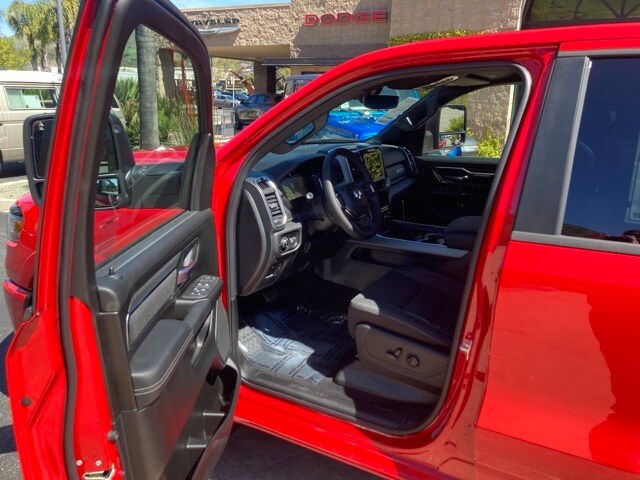 2025 Ram 1500 Big Horn photo 3
