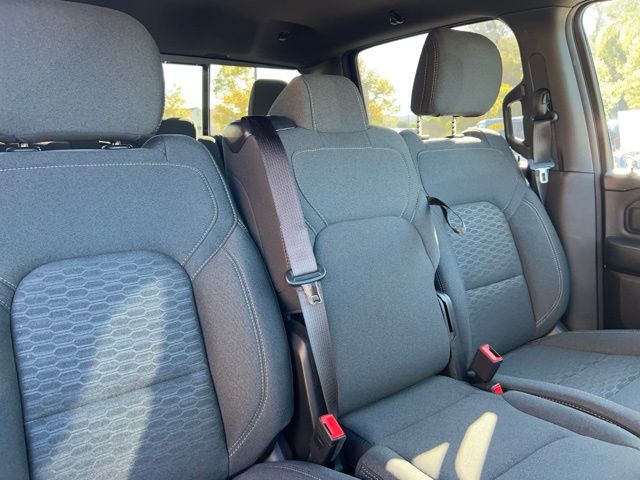2026 RAM 1500 Warlock - Photo 36