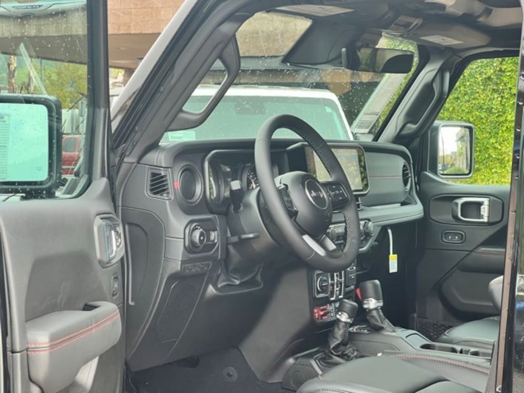 New 2026 Jeep Wrangler 4-DOOR RUBICON Sport Utility