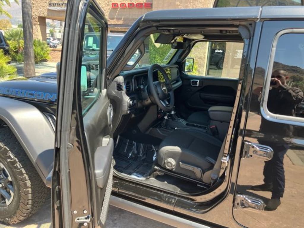 Used 2024 Jeep Wrangler 4xe Rubicon SUV