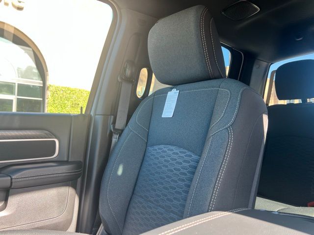 2026 RAM 2500 Big Horn - Photo 38