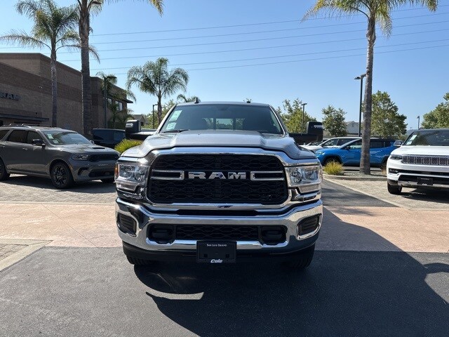 2024 Ram 3500 Tradesman photo 4