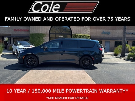 2024 Chrysler Pacifica Limited Van Passenger Van