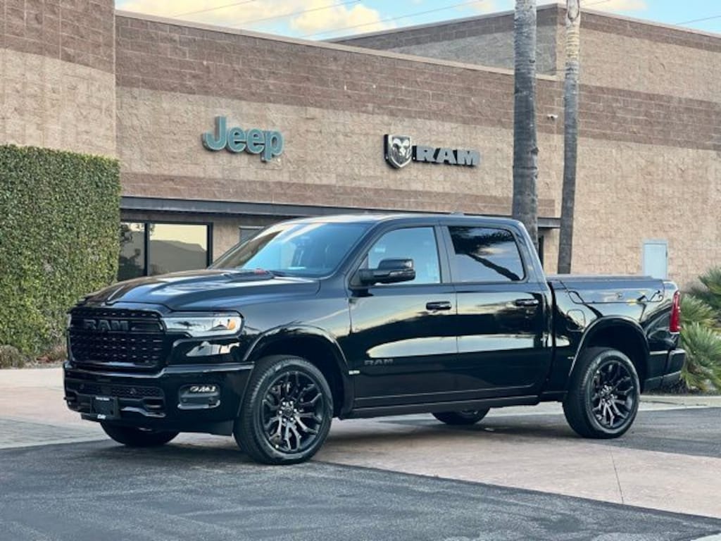 New 2026 Ram 1500 LIMITED CREW CAB 4X4 5'7 BOX Pickup