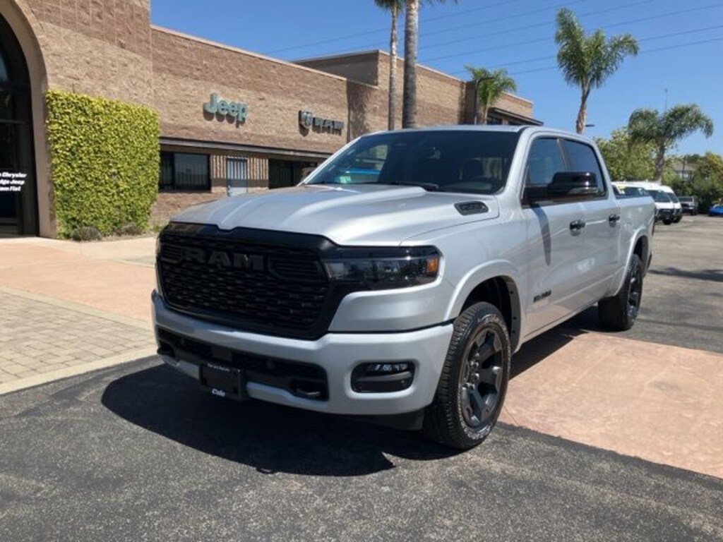 New 2026 Ram 1500 BIG HORN CREW CAB 4X4 5'7 BOX Pickup
