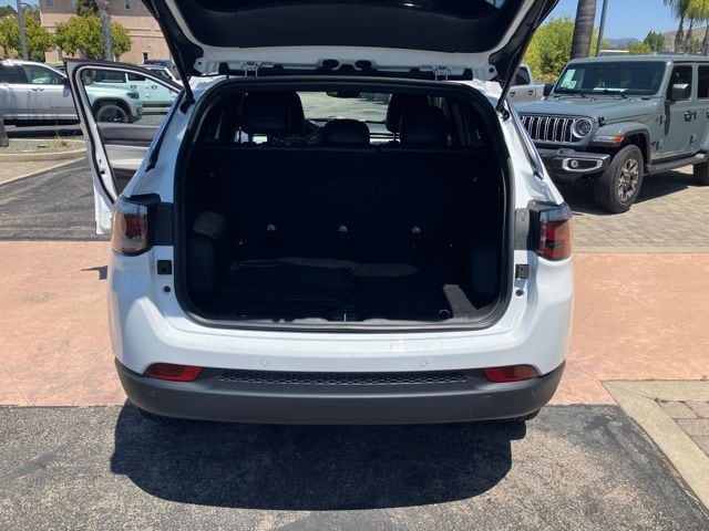 2025 Jeep Compass Limited - Photo 21