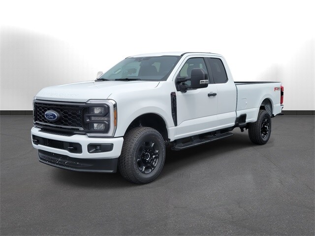 2025 Ford F-350 XL photo 2