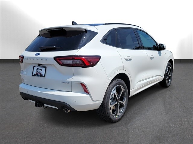 2024 Ford Escape ST-Line Select photo 4