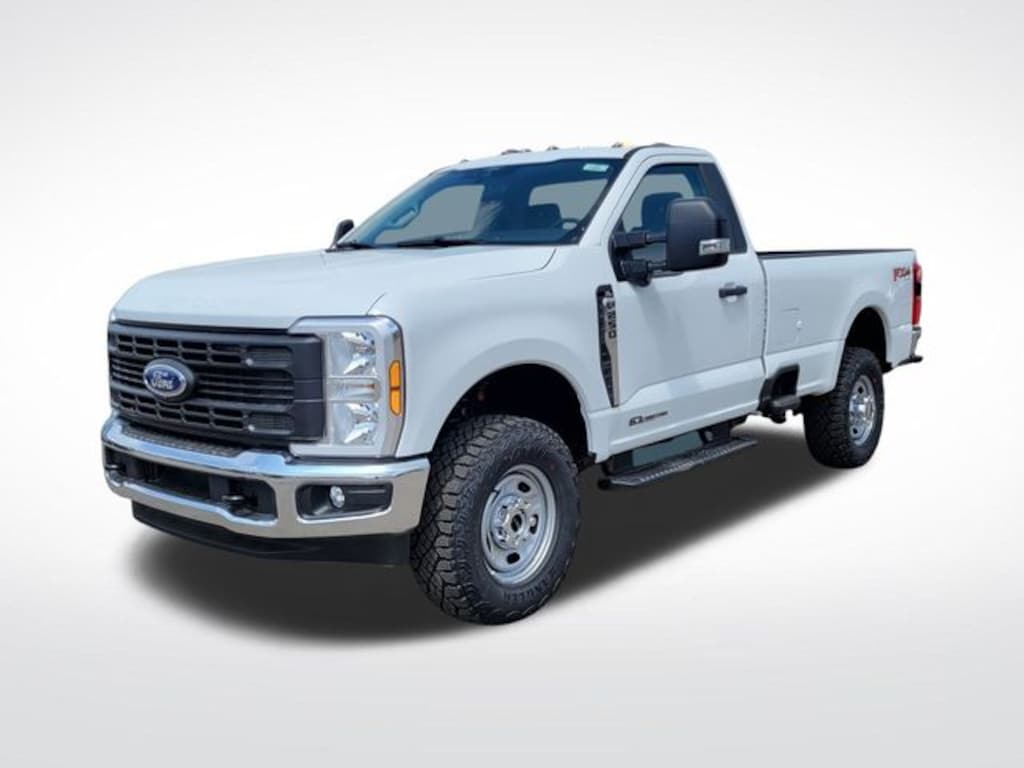 New 2025 Ford F-250 XLT Truck