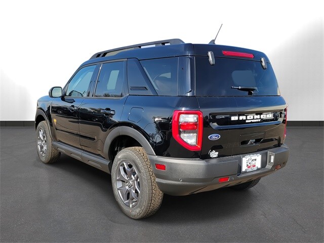 2024 Ford Bronco Sport Badlands photo 3