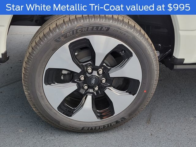 2025 Ford F-150 Lightning Platinum - Photo 7