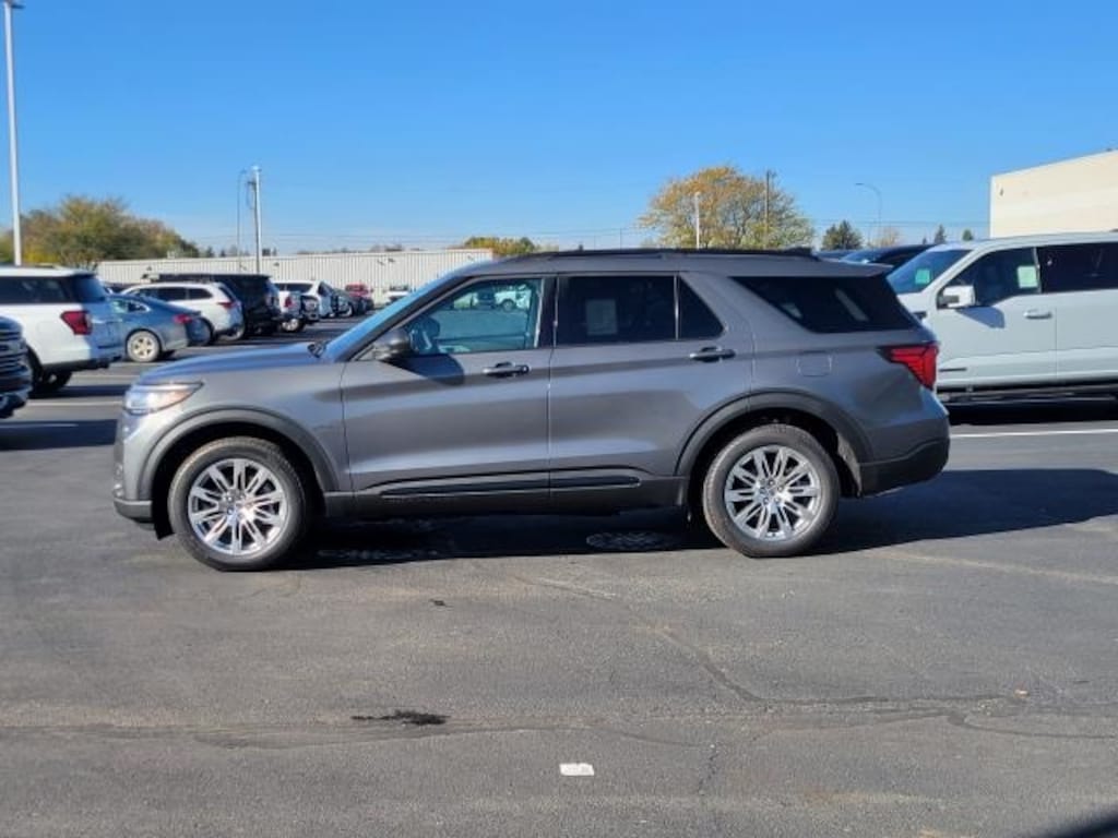 New 2026 Ford Explorer Active SUV