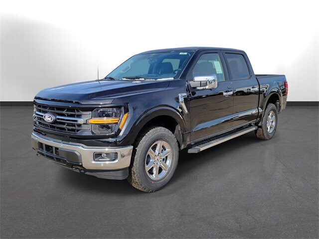 2025 Ford F-150 XLT photo 2