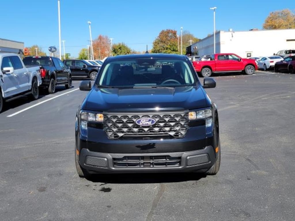 New 2025 Ford Maverick XL Truck