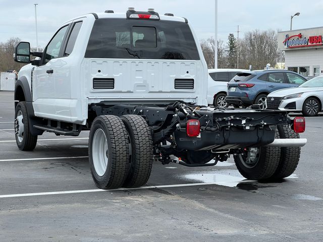 2025 Ford F-450 Super Duty Chassis Cab XL - Photo 10
