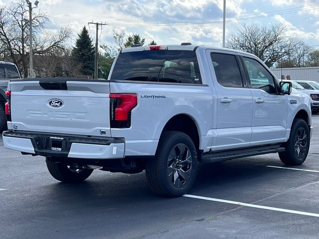 2025 Ford F-150 Lightning Flash - Photo 46