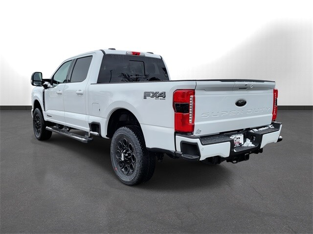 2024 Ford F-350 XLT photo 3