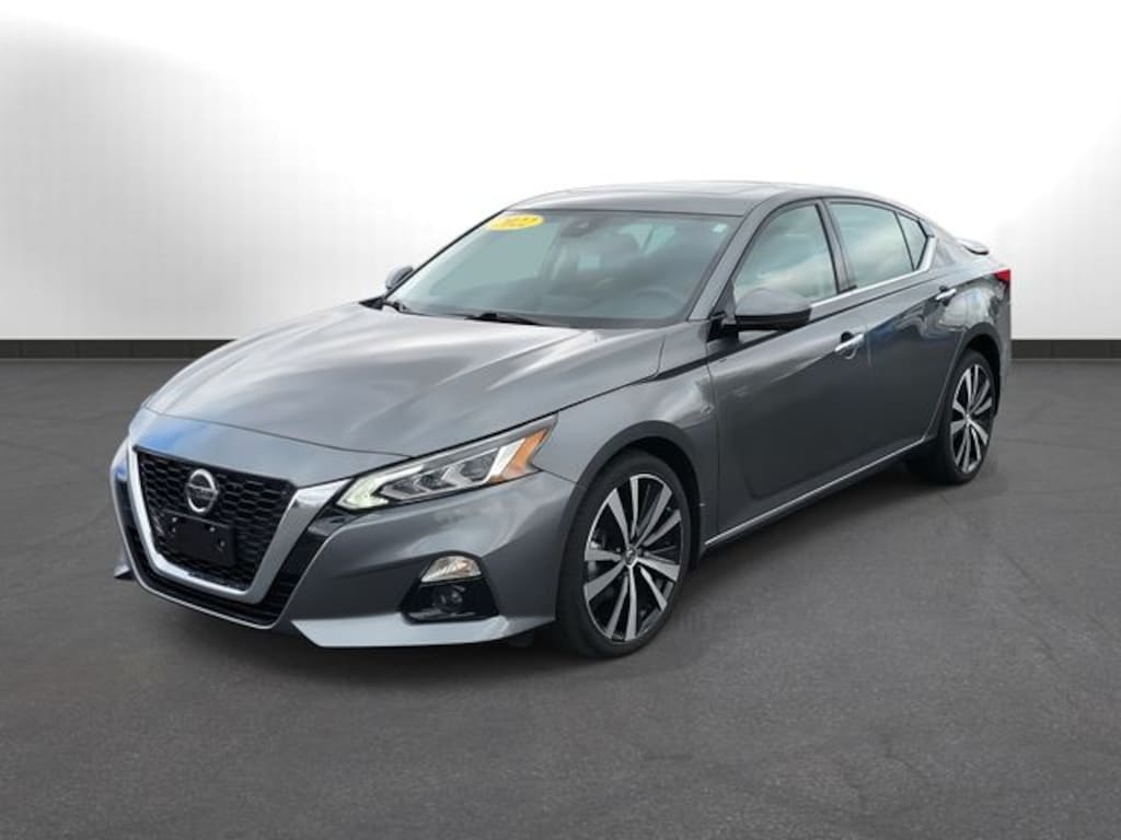 Used 2022 Nissan Altima 2.5 Platinum Sedan