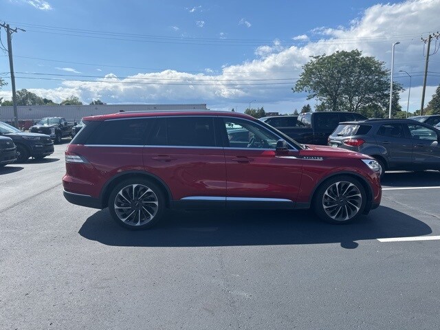 2020 Lincoln Aviator Reserve photo 3