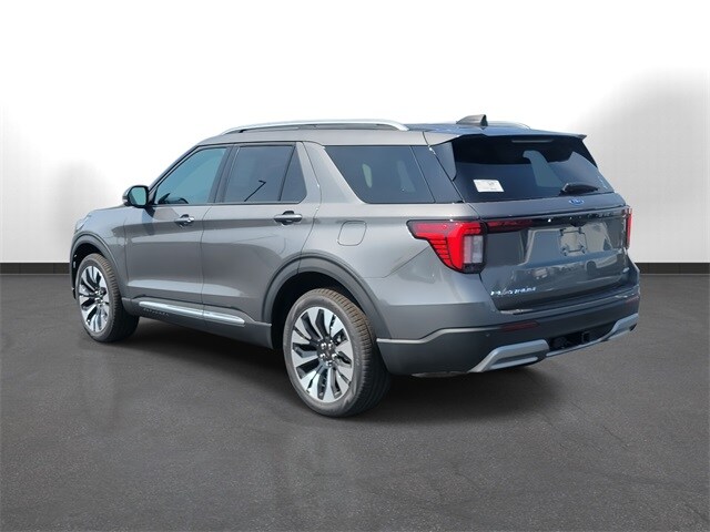 2025 Ford Explorer Platinum photo 3