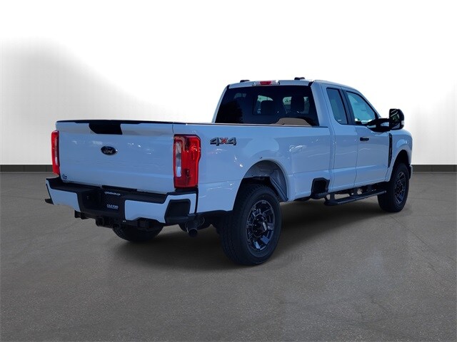 2026 Ford F-350 XL photo 4