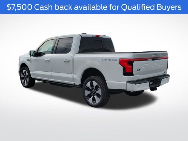 2025 Ford F-150 Lightning Platinum - Photo 3