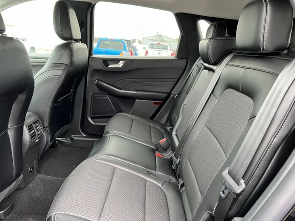 New 2024 Ford Escape Base SUV