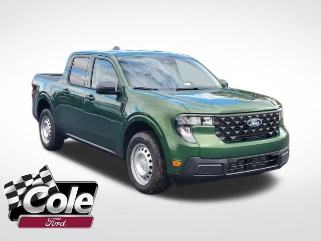2025 Ford Maverick XL's photo